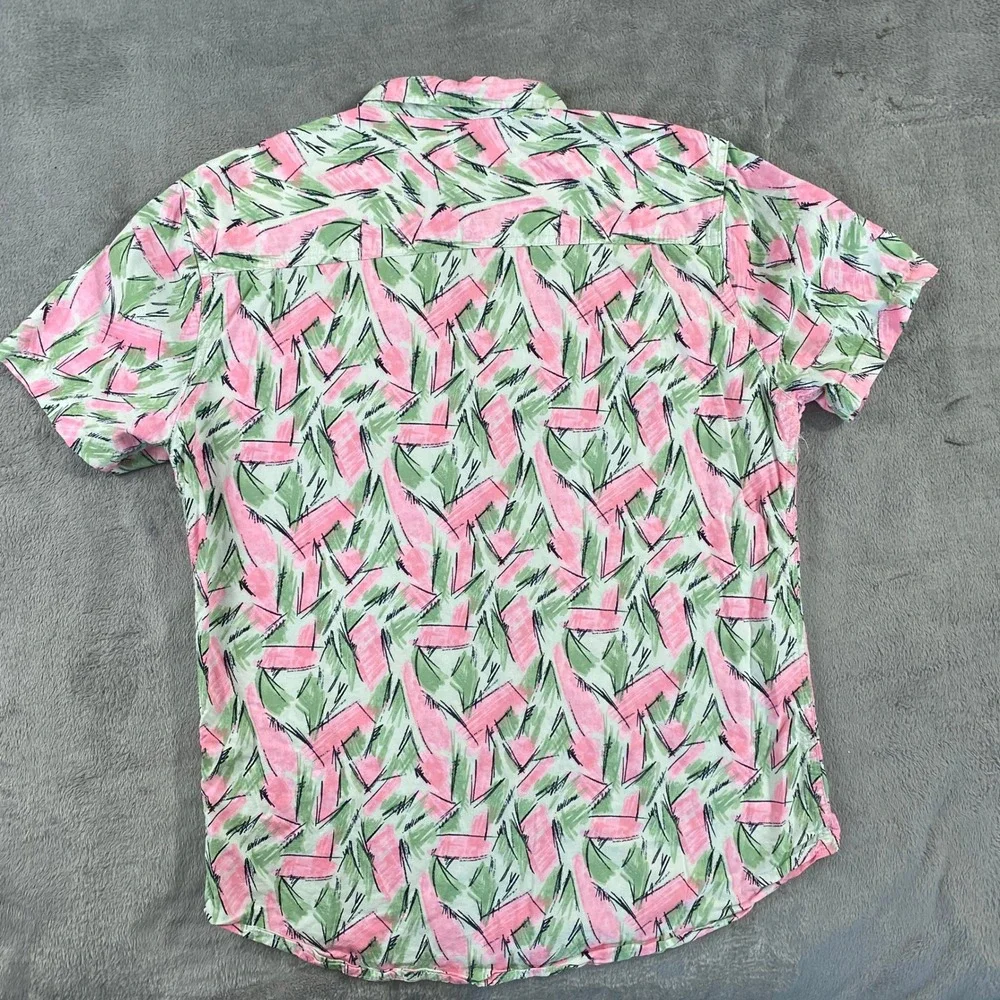 Stranger Things Netflix Button Down Men LG Pink Hopper Shirt 80s Retro Geek Nerd - Picture 2 of 9
